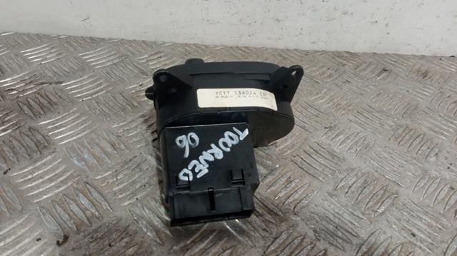 YC1T13A024EB Ford