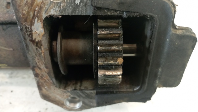 YC1U11000AE Ford