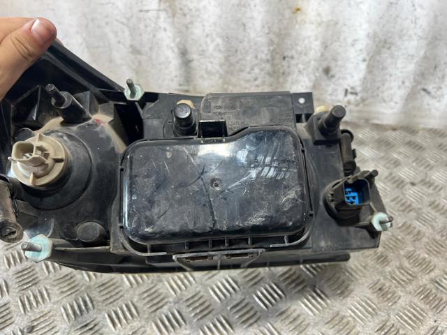 Luz esquerda YC1X13035 FORD
