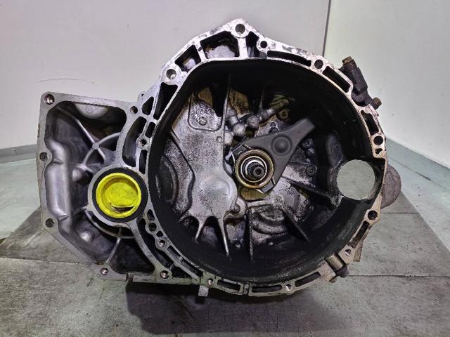 Caixa de Mudança montada (caixa mecânica de velocidades) YD4 NISSAN