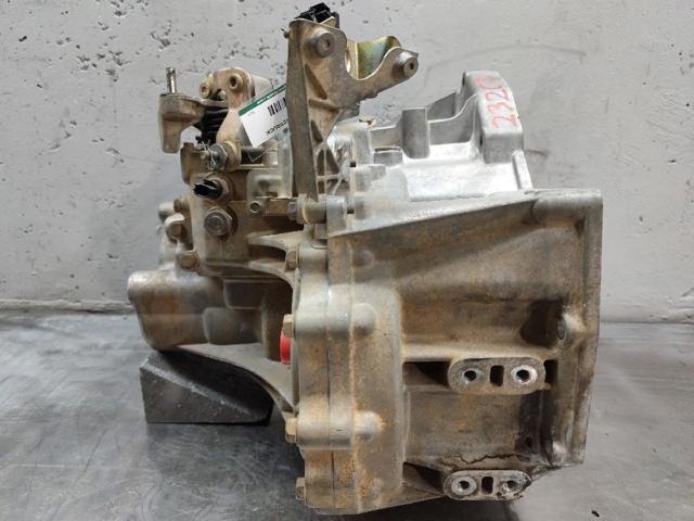 Caixa de Mudança montada (caixa mecânica de velocidades) YD4 NISSAN