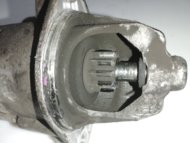 YS4U11000AA Ford
