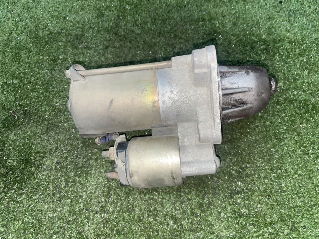 YS4U11000AB Ford