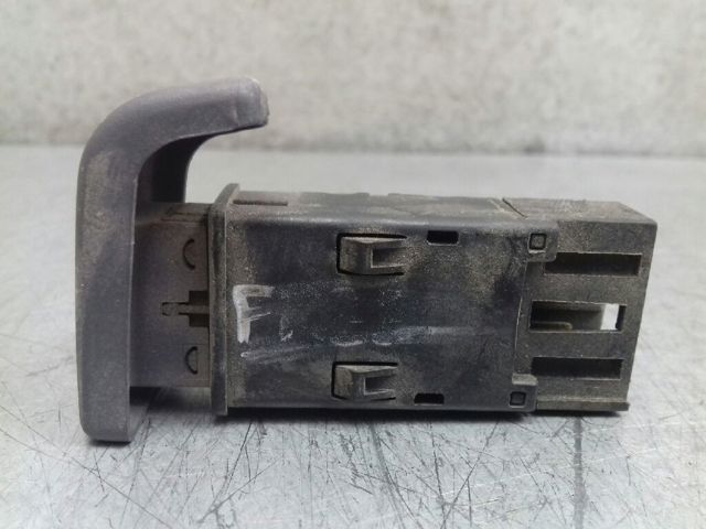 YUE100560KML Land Rover