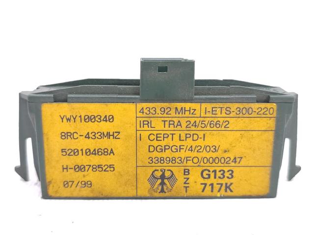 YWY100340 Land Rover