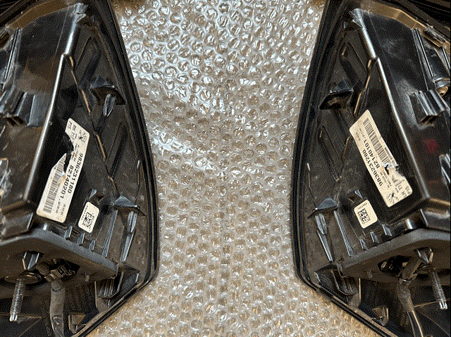 Lanterna traseira direita interna Peugeot/Citroen 9836231380 preço, a partir de 165,15 USD