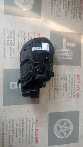 Luz esquerda Peugeot/Citroen YQ00052980