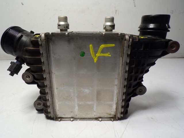 Compre LR095900 Land Rover Radiador de intercooler