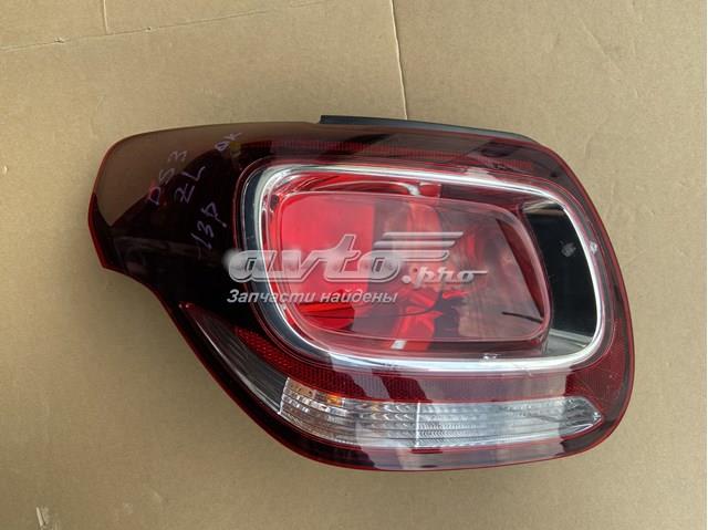 Compre 9808418480 Peugeot/Citroen Lanterna traseira direita
