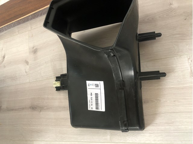 51748072094 BMW Conduto de ar (defletor) do radiador de óleo