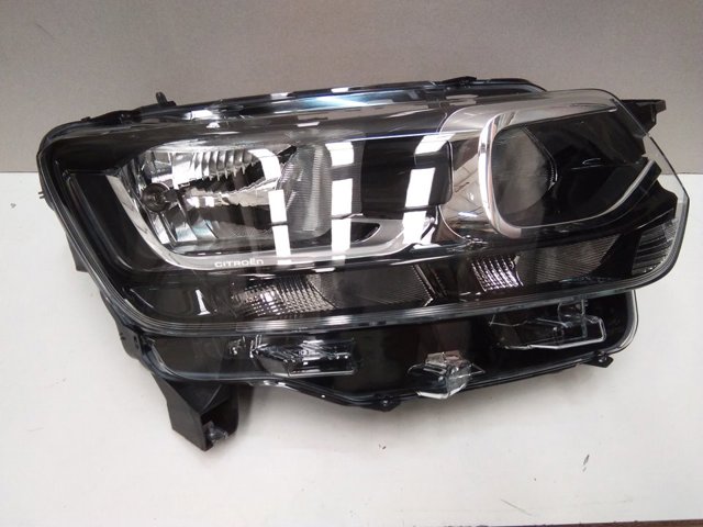 9816824780 Peugeot/Citroen Luz direita