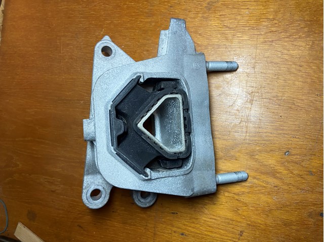 Coxim (suporte) direito de motor 9826533880 Peugeot/Citroen