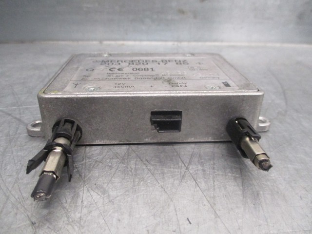 Compre 2038201785 Mercedes Reforçador do sinal de antena