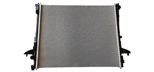 Radiador de esfriamento de motor Renault (RVI) 214106338R preço, a partir de 594,60 USD