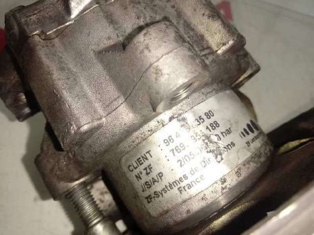 Bomba da Direção hidrâulica assistida 9647983580 Peugeot/Citroen