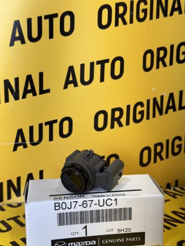 Sensor dianteiro lateral de sinalização de estacionamento (sensor de estacionamento) Mazda B0J767UC1