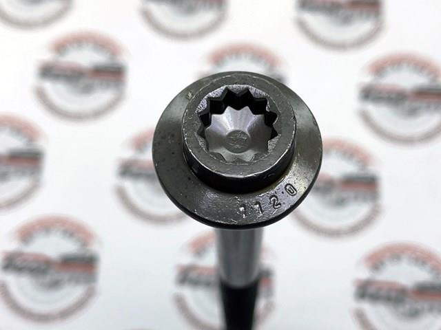Parafuso de cabeça de motor (CBC) Volvo 31460340