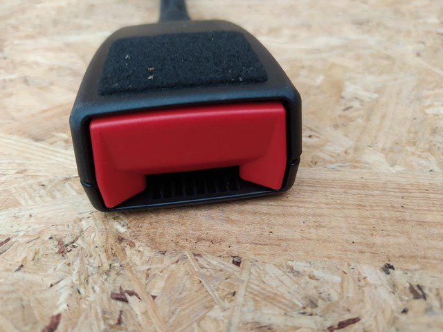 Compre 9816315480 Peugeot/Citroen Barra (fecho) dianteira de fixação da correia de segurança