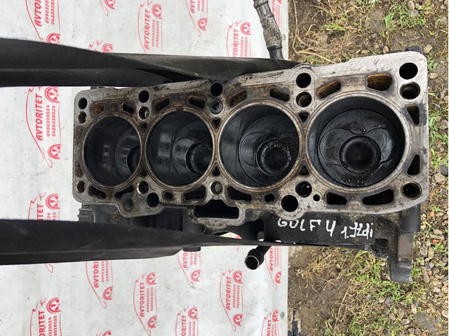 Bloco de cilindros de motor VAG 038103021C preço, a partir de 495,78 USD