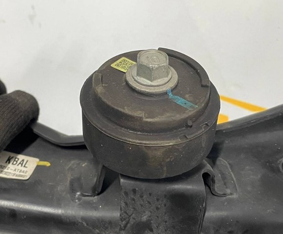 Braço oscilante inferior esquerdo de suspensão traseira/direita 55210ATBA0 Hyundai/Kia