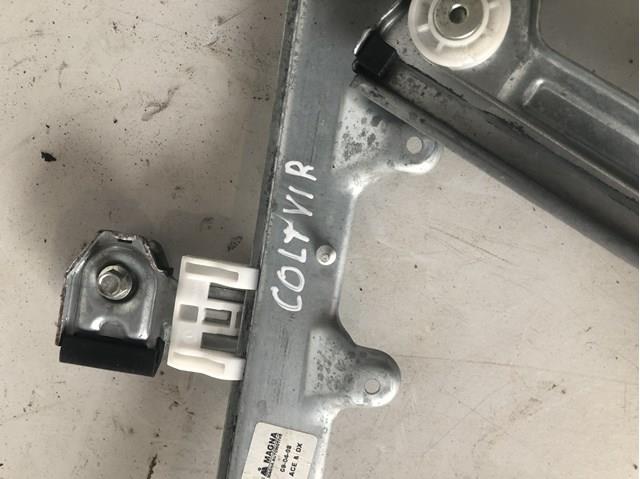 Compre Mecanismo de acionamento de vidro da porta dianteira direita Mitsubishi Colt 6