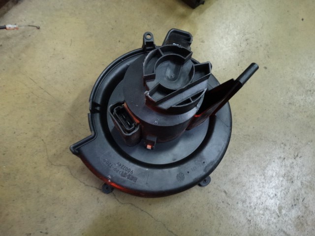 Motor de ventilador de forno (de aquecedor de salão) 90437893 General Motors