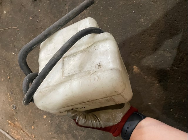 Q3730081 Q-fix Tanque de expansão do sistema de esfriamento