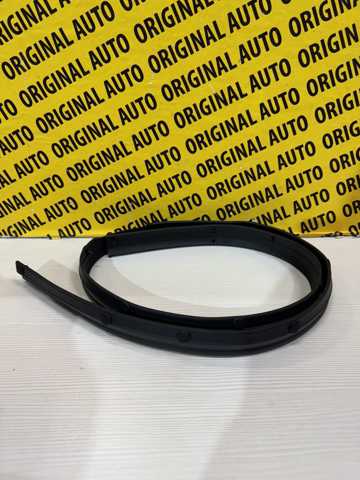 KB7W56770A Mazda Vedação da capota