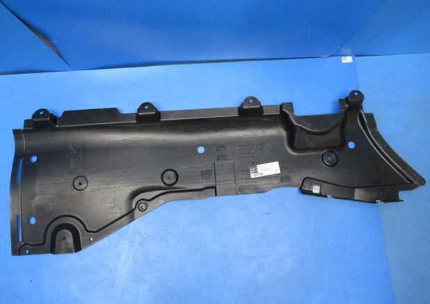 Proteção de fundo esquerda Mercedes A1676803100 preço, a partir de 223,60 USD