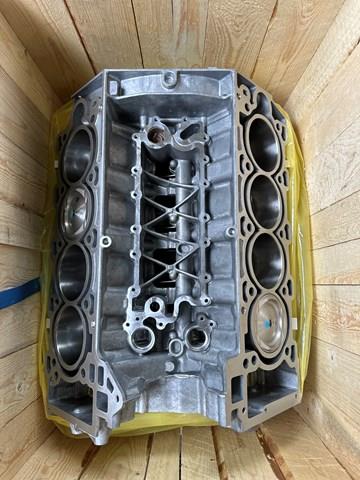 Bloco de cilindros de motor Land Rover LR100471 preço, a partir de 26167,82 USD