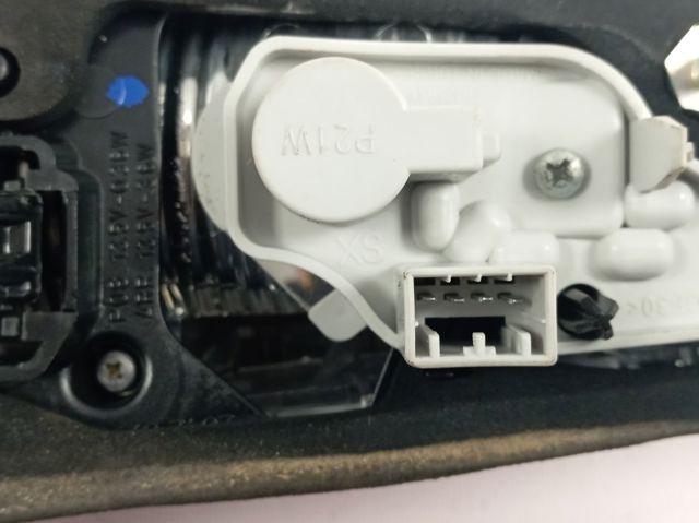 Lanterna traseira esquerda interna Fiat/Alfa/Lancia 50531133