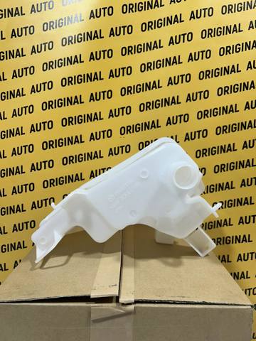 BCKA67481 Mazda Tanque de fluido para lavador de vidro