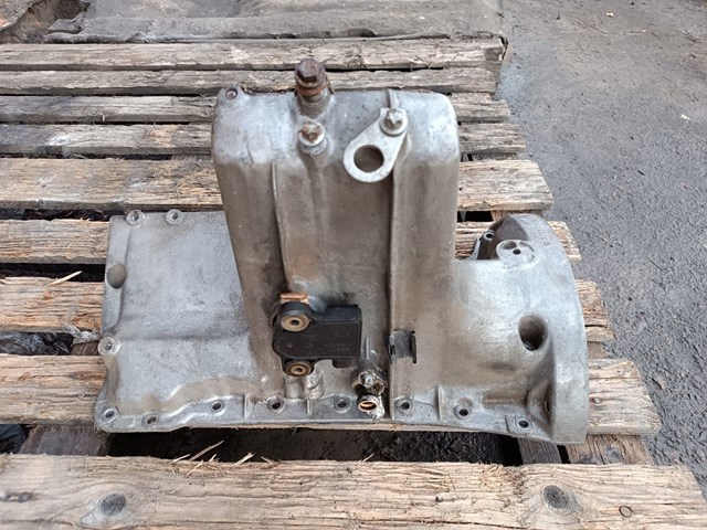 Panela de óleo de cárter do motor Mercedes A1660141302 preço, a partir de 79,71 USD