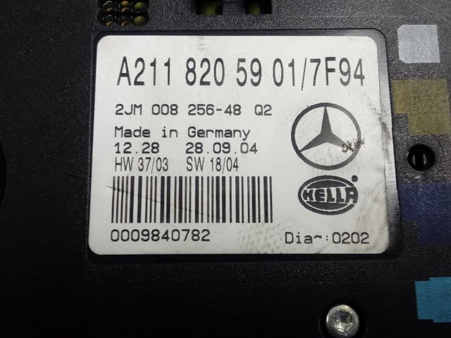 Compre A2118205901 Mercedes Quebra-luz de iluminação de salão (de cabina)
