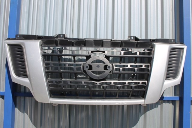 Grelha do radiador Renault (RVI) 62310BZ50A preço, a partir de 256,10 USD