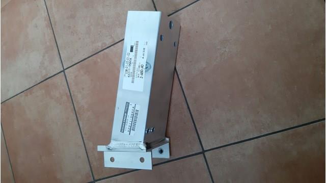 Consola de reforçador do pára-choque dianteiro 622115NA0A Nissan/Infiniti