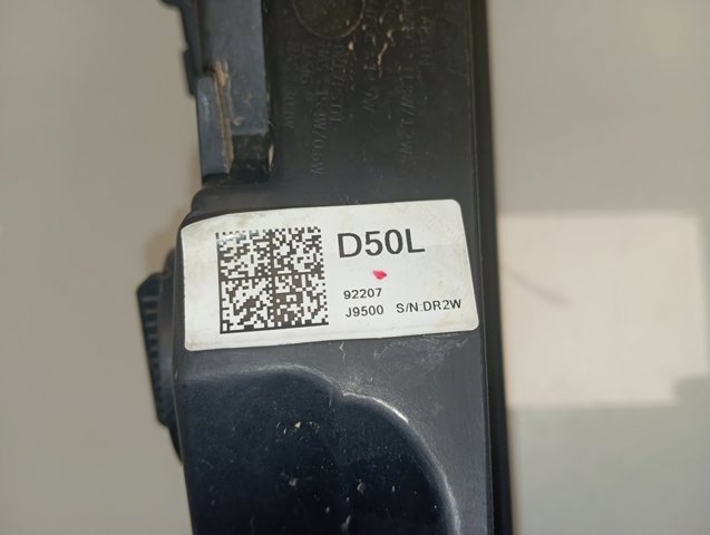 92207J9500 Hyundai/Kia Luzes máximas esquerdas