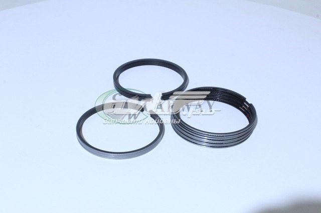 21083100010031 Lada Anéis do pistão para 1 cilindro, 2ª reparação ( + 0,50)
