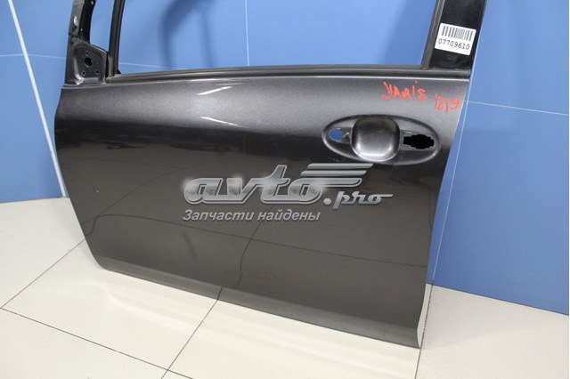 Porta dianteira esquerda 6700252340 Toyota