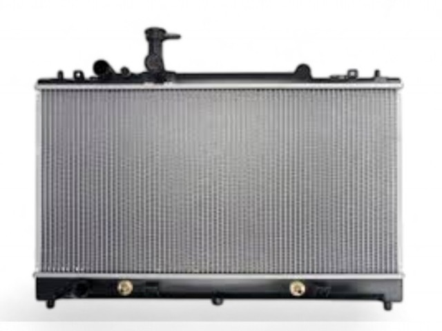 Compre LRC251LF Luzar Radiador de esfriamento de motor