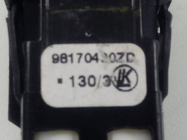 Botão de ativação do sinal de emergência Peugeot/Citroen 98170430ZD preço, a partir de 44,34 USD