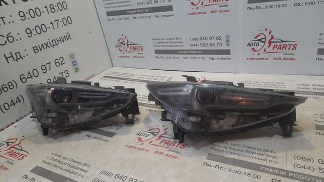 KB8P51031H Mazda Luz direita