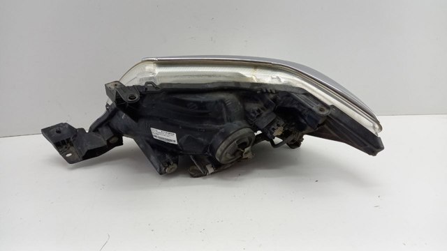 Compre 811100K440 Toyota Luz direita