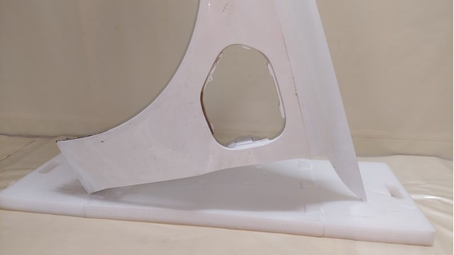 Pára-lama dianteiro esquerdo VAG 4J3821103 preço, a partir de 971,41 USD