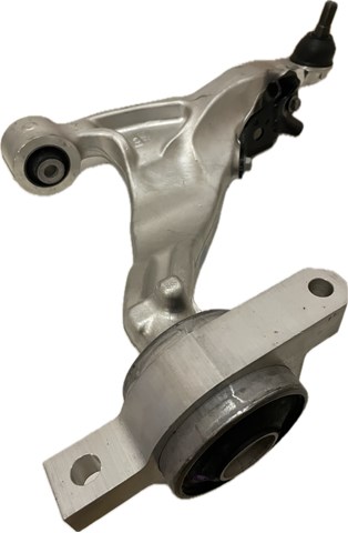 Braço oscilante inferior esquerdo de suspensão dianteira 545011MA0B Nissan/Infiniti