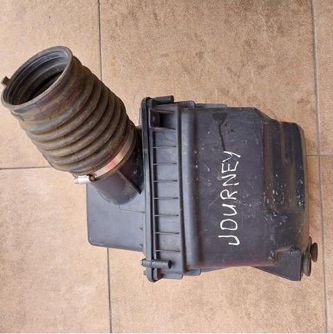 68224901AC Chrysler Caixa de filtro de ar