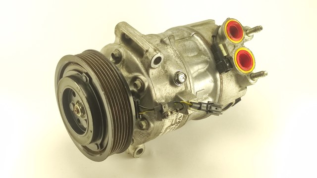 Compressor de aparelho de ar condicionado 31469968 Volvo