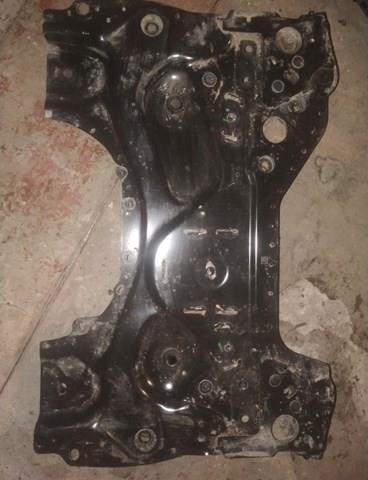 9808812280 Peugeot/Citroen Viga de suspensão dianteira (plataforma veicular)