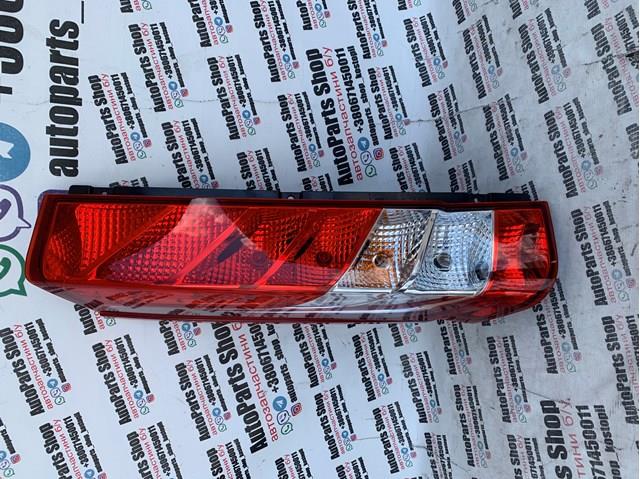 Lanterna traseira esquerda 5801523220 Iveco