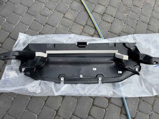 2757993 Ford Conduto de ar (defletor) inferior do radiador